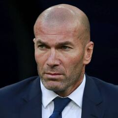 Zidane: "¿Cristiano? Hay que sustituirle de vez en cuando"