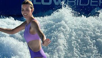 Ivanka Trump e ba?ador surfeando