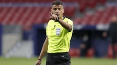 Who is Jesús Gil Manzano, the referee for Real Madrid vs Barcelona?