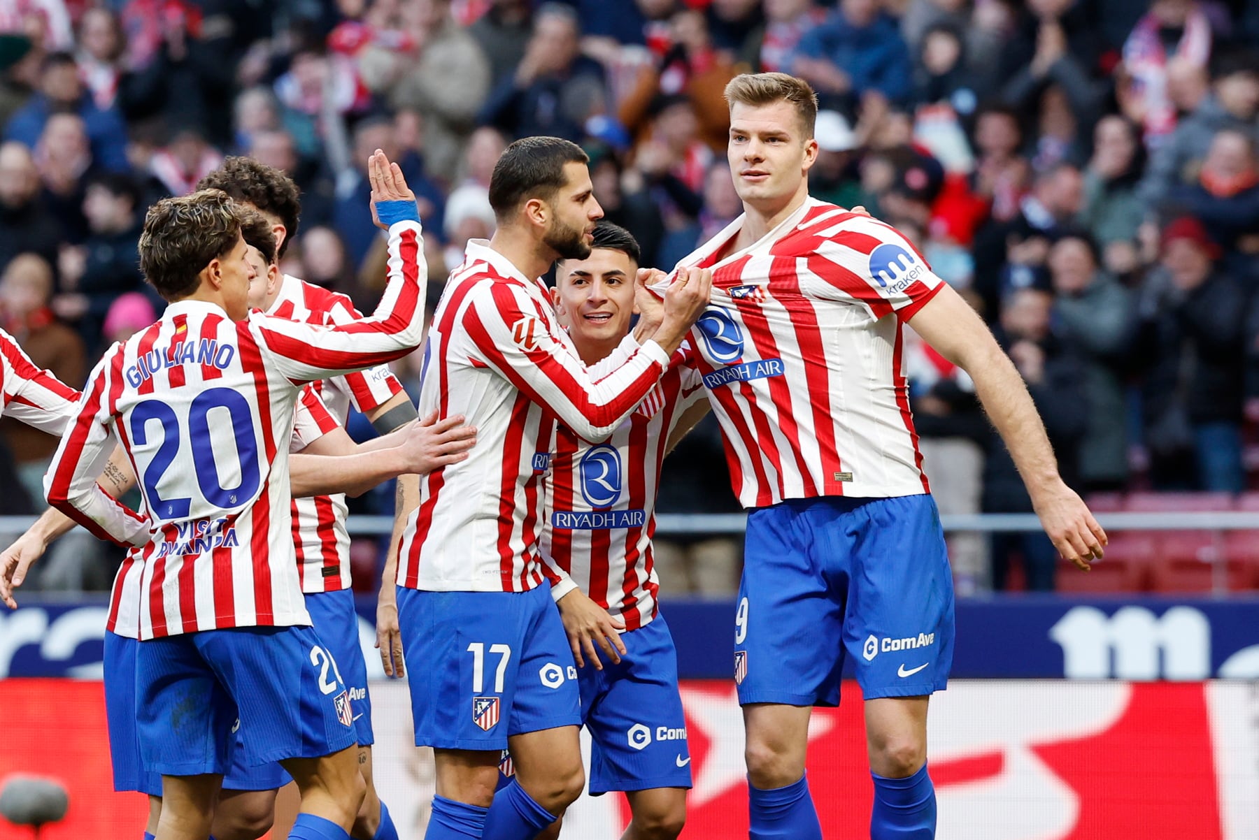 El gol de Sorloth y las mejores fotos del Atlético de Madrid - Alavés