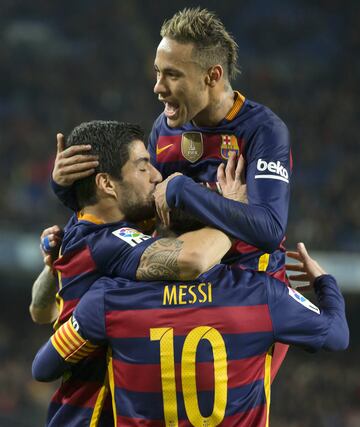 Luis Suárez (59 goles), Leo Messi (41 goles) y Neymar (31 goles)