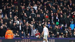 Premier League agrees away ticket price freeze