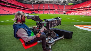 BILBAO, SPAIN - FEBRUARY 2: TV cameras in the Athletic Bilbao stadium during the La Liga Santander match between Athletic de Bilbao v Getafe at the Estadio San Mames on February 2, 2020 in Bilbao Spain (Photo by David S. Bustamante/Soccrates/Getty Images)