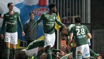 El Saint Etienne celebra un gol ante el Angers.