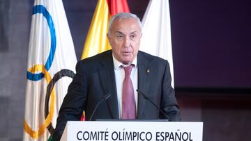 El presidente del Comité Olímpico Español Alejandro Blanco durante el acto de presentación de deportistas de la UCAM.