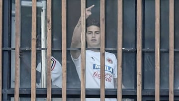 James Rodr&iacute;guez haciendo &#039;pistola&#039; en el entrenamiento de la Selecci&oacute;n Colombia