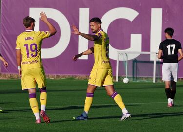 Peter pide paso en el amistoso ante el Salamanca