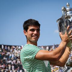 Alcaraz, campeón en hierba y otra vez número uno