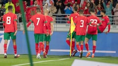 Rabat (Morocco), 25/03/2023.- Moroccan players celebrate a goal during the friendly soccer match between Morocco and Brazil, in Tangier, Morocco, 25 March 2023. (Futbol, Amistoso, Brasil, Marruecos, Tánger) EFE/EPA/Jalal Morchidi
