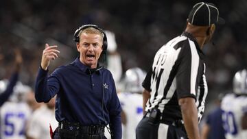 Nov 19, 2017; Arlington, TX, USA; Dallas Cowboys head coach Jason Garrett yells at down judge Phil McKinnely (110) during the third quarter against the Philadelphia Eagles at AT&T Stadium. Mandatory Credit: Matthew Emmons-USA TODAY Sports