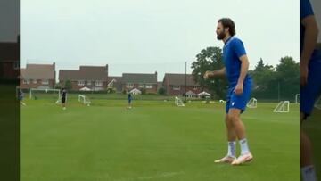 ¡La rompió! Brereton fue figura en la práctica de los Rovers