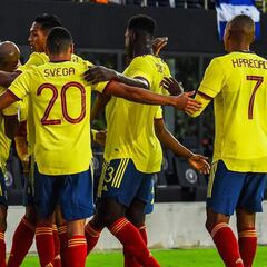 Colombia vence a Honduras y Juanfer sale con molestias