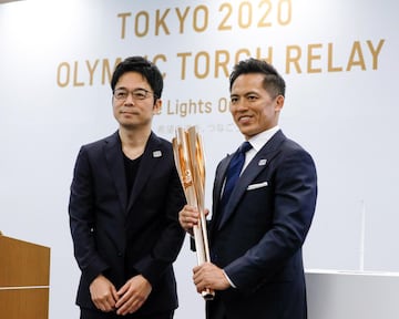 Así es la antorcha olímpica para Tokio 2020 inspirada en la flor de cerezo