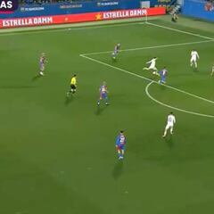 El 9 de Raúl: el zurdazo impresionante que silenció al Johan Cruyff en el mini Clásico