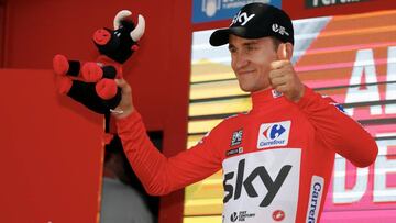 Kwiatkowski salva el maillot pese al empe?o de regalarlo