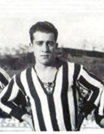 El puertorriqueño fue el primer extranjero en el Atlético de Madrid. Jugó entre 1927 y 1933 en club rojiblanco antes de fichar por el Real Madrid donde jugó una temporada y después volvió al Atlético. El centrocampita anotó 7 goles en 93 partidos.