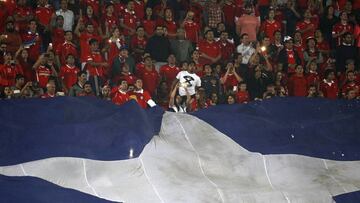 FIFA suspende a Chile con
dos partidos en el Nacional