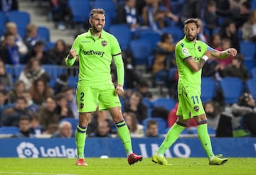 Interesa a la Real Sociedad y podr¨ªa ser uno de los posibles destinos del delantero tras su a?o en el Levante.