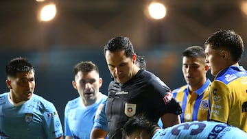 Jugador profesional recibió el mayor castigo del año en el fútbol chileno: agredió al árbitro
