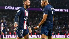 07 Kylian MBAPPE (psg) - 10 NEYMAR JR (psg) during the Ligue 1 Uber Eats match Paris Saint-Germain and Olympique de Marseille at Parc des Princes on October 16, 2022 in Paris, France. (Photo by Philippe Lecoeur/FEP/Icon Sport via Getty Images) - Photo by Icon sport