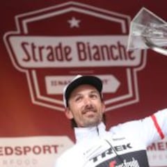 Hat-trick para Cancellara