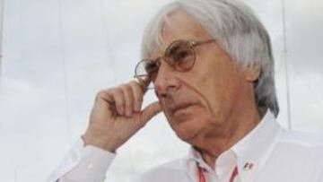 <b>Impresionado</b> Bernie Ecclestone, patrón de la Fórmula 1, visitó hoy el circuito urbano de Valencia, y se quedó impresionado por el circuito que se ha diseñado.