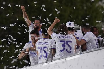 Los jugadores durante la celebración en Cibeles. 