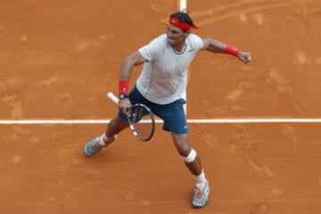 Rafa venció con dificultades Dimitrov (6-2, 2-6 y 6-4), y ya está en semifinales, celebración al final del encuentro.