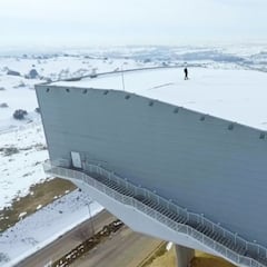 Madrid SnowZone abre una nueva pista de esquí... ¡en el tejado!