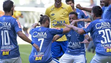 Cruzeiro, el rival de la U que mete miedo con Sobis y Neves