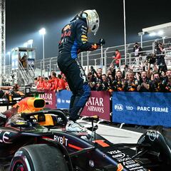 Ferrari se salva de milagro y Alonso vuelve a puntuar