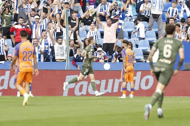 Los fichajes de Pardo ya mojan