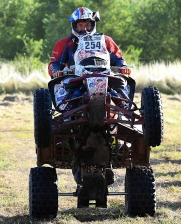 Decimosegunda y última etapa entre Rio Cuarto y Buenos Aires.  Sergey Karyakin campeon en quads.