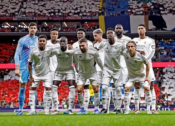 Equipo del Real Madrid. Courtois, Militao, Tchouameni, Valverde, Rüdiger, Bellingham, Rodrygo, Mendy, Carvajal, Vinicius y Modric.