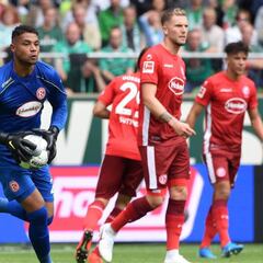 Zack Steffen takes centre stage in his Bundesliga debut