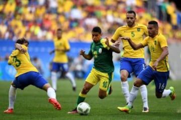 Keagan Dolly, Rodrigo Caio, Renato Augusto y Thiago Maia.