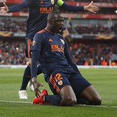 Diakhaby: aprobado en su debut en el centro del campo