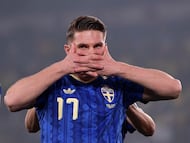 Victor Gyökeres hit a hat-trick in Valencia as the Swedes eliminated Ukraine and set up a playoff final against Poland.