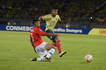 Colombia clasificó como segunda del grupo A con 7 puntos, producto de dos victorias, un empate y una derrota. Los dirigidos por Arturo Reyes jugarán su primer partido del cuadrangular final ante Brasil en el estadio Alfonso López de Bucaramanga. 