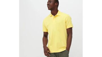 Polo de manga corta de color amarillo para hombre de Uniqlo