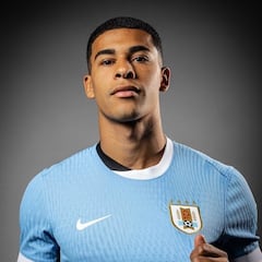 Uruguay no convoca a Mouriño y el jugador seguirá en Vitoria