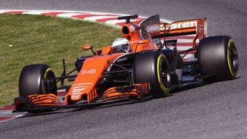 GRA356. MONTMELÓ (BARCELONA), 10/03/2017.- El piloto español de McLaren, Fernando Alonso, durante la cuarta y última jornada de la segunda tanda de entrenamientos oficiales de pretemporada en el Circuito de Barcelona-Cataluña. EFE/Toni Albir