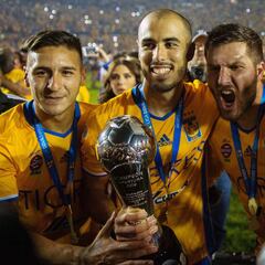 En redes sociales venden medalla de Tigres Campeón