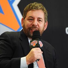 El dueño de los Knicks ordena que echen a un fan por gritarle que venda la franquicia