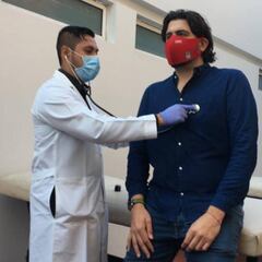 Vergara, Peláez y cuerpo técnico de Chivas hacen prueba de Covid-19