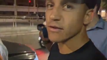 Pillan a Alexis en la calle y lanza su mejor frase en italiano: “Así es el león”