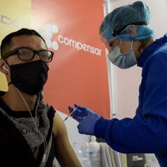 Vacuna Pfizer: por qué no se aplicarán en primeras dosis y qué ha dicho el Gobierno al respecto