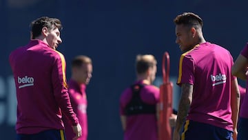 Messi, Piqué and Neymar all train ahead of Valencia game
