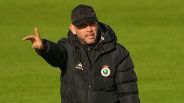 José Alberto, entrenador del Racing.