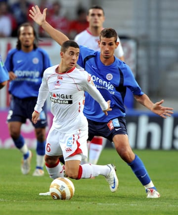 Hazard jugó su primer partido profesional como titular con el Lille frente al Montpellier en la Copa de la Liga.